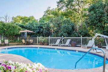 The Inn at Baechtel Creek