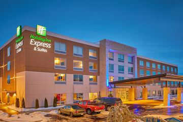 Holiday Inn Express & Suites Hermiston Downtown by IHG