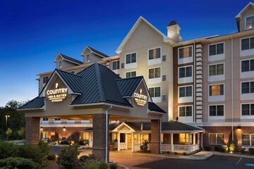 Country Inn & Suites by Radisson State College (Penn State Area), PA