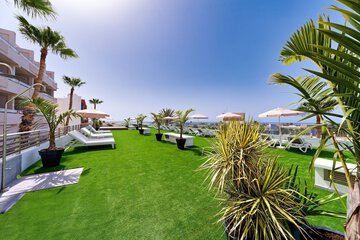 Sundeck