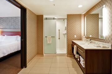 Bathroom shower