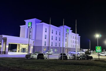 Quality Inn & Suites