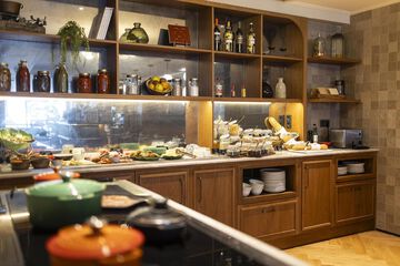 Breakfast area
