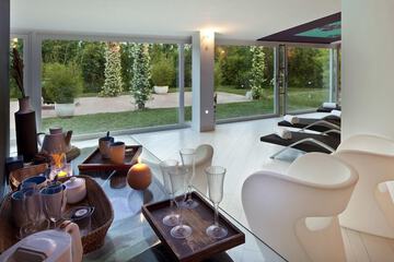 Spa reception