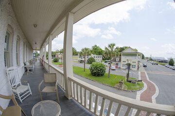 Hotel 6 of 44