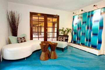 Hotel Interior 10 of 49