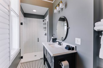 Room 62 of 81