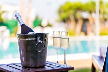 Poolside bar