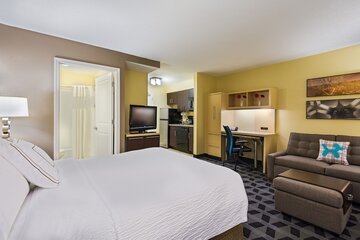 Room 10 of 24