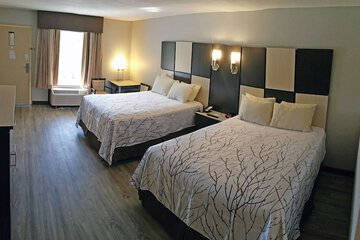 Room 10 of 13