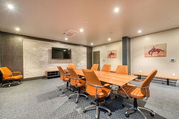 Business Center 66 of 66