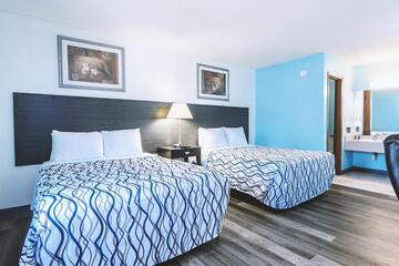 Blue Way Inn & Suites Wellington