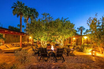 Hotel Exterior 40 of 43