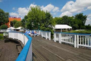 Dock