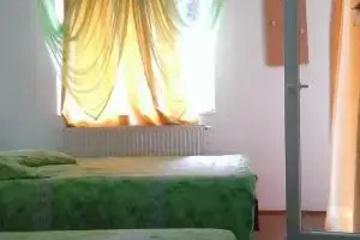 guest_rooms