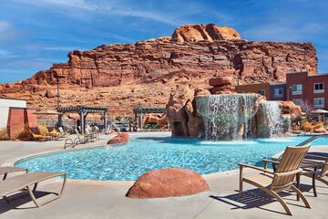 Pool waterfall