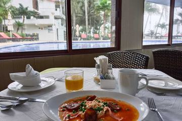 Breakfast meal