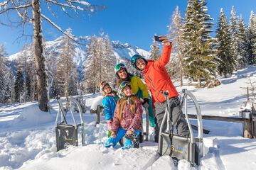 Snow and ski sports