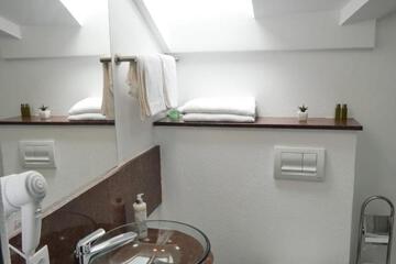 Photo 38