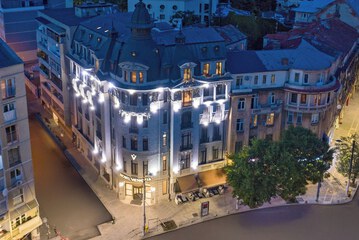 Front of property - evening/night