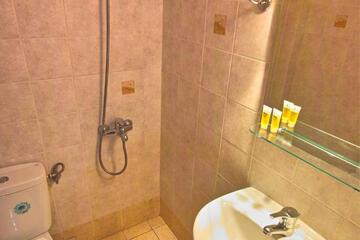 Photo 51