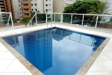 Rooftop pool