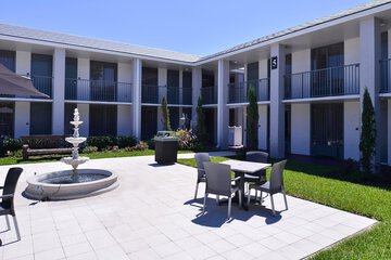 Terrace/Patio 25 of 36