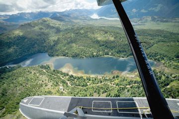 Helicopter/plane tours