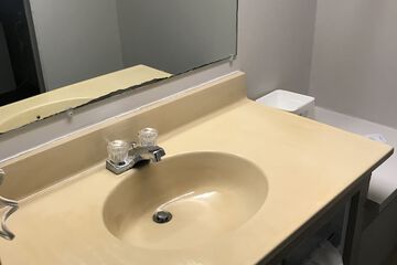 Bathroom sink