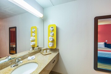 Bathroom amenities
