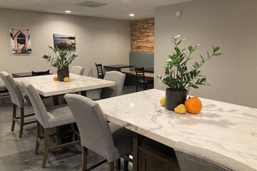 Breakfast area