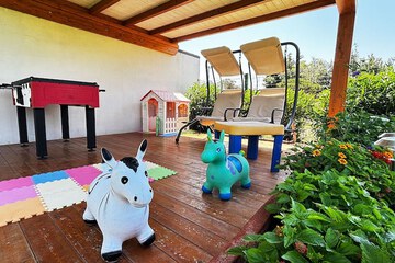 Children's play area - indoor