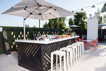 Poolside bar