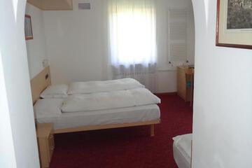 Photo 51