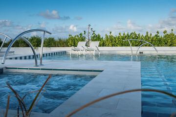 Rooftop pool