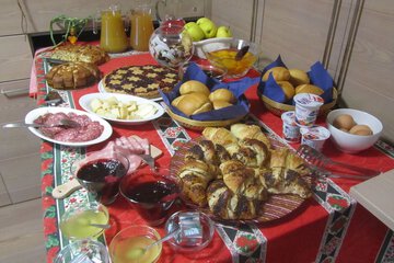 Breakfast meal