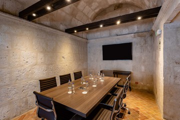 Meeting facility