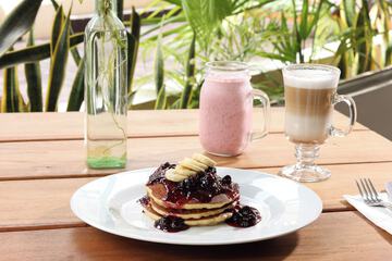 Breakfast meal