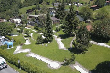Mini-golf