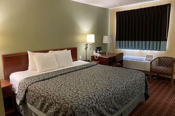 Room 16 of 37