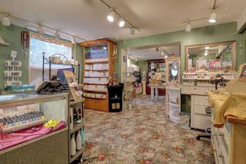 Gift shop