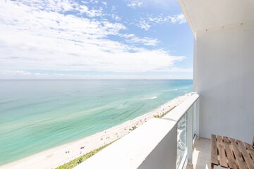 Beach/ocean view
