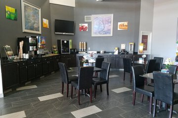 Breakfast/Coffee Service 51 of 56