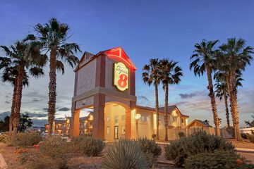 Super 8 by Wyndham Tucson / Grant Road Area AZ
