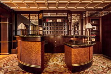 Concierge desk