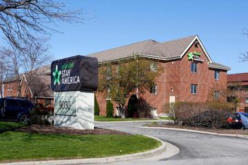 Suburban Studios Indianapolis Northwest - College Parks
