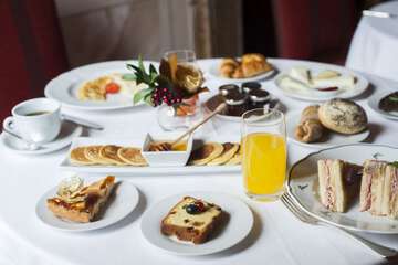 Breakfast meal