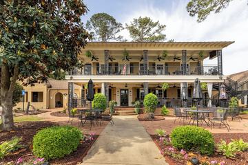 Merry Acres Inn