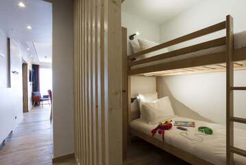 Children's theme room