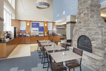 Breakfast/Coffee Service 17 of 23